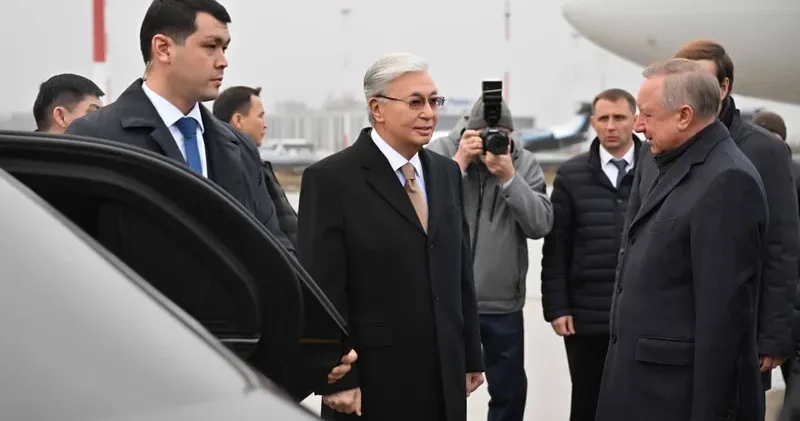 Мемлекет басшысы Санкт Петербург қаласына келіп жетті