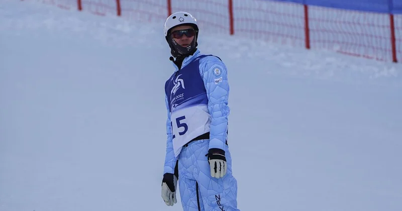 Сборная Казахстана по лыжной акробатике вошла в топ 10 на этапе Кубка мира