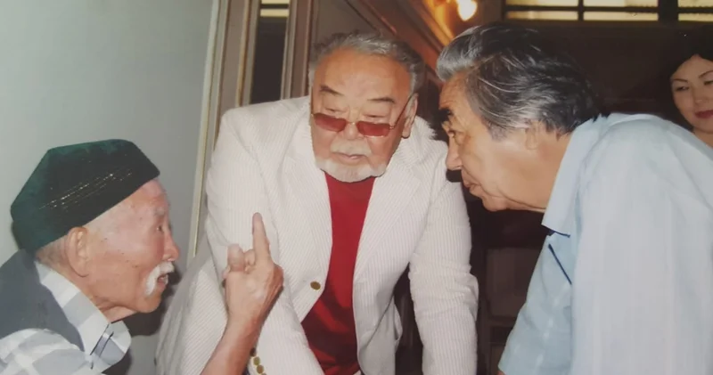 Ілия Жақанов: Асеке, сен қайда кеттің?! Мен қайда қалдым?!