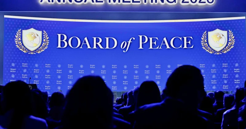 Президент Давостағы Конгресс орталығына барды