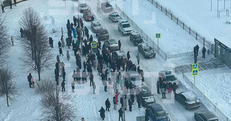 Семиклассник с ножом напал на сотрудницу школы в Татарстане