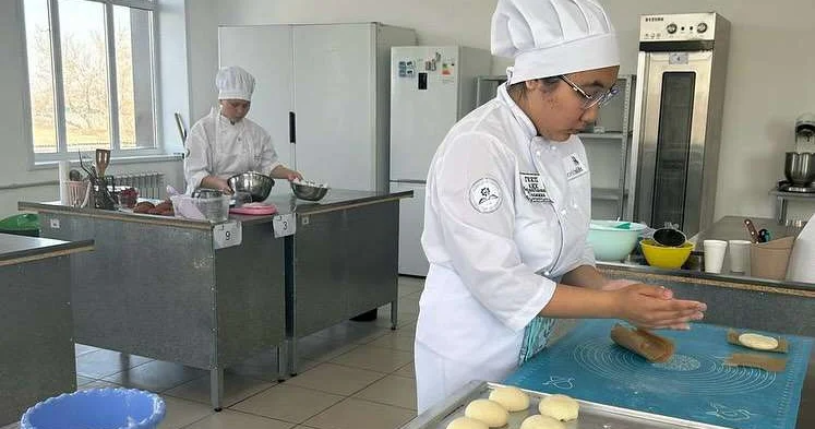 В крепкой связке с производством