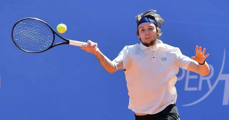 Бублик обыграл Фучовича и вышел в третий круг Australian Open