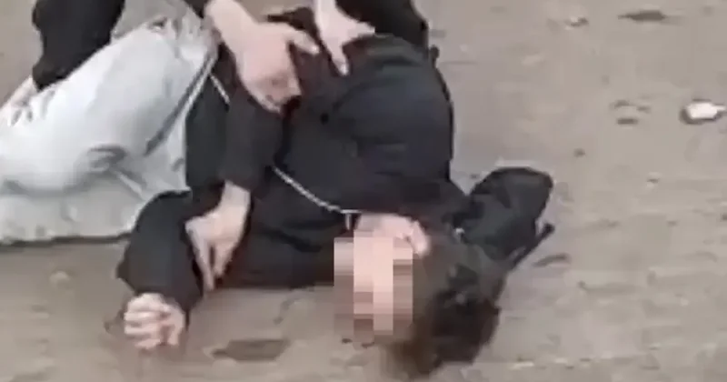 Били кастетом : видео жесткой драки в Алматы появилось в Сети