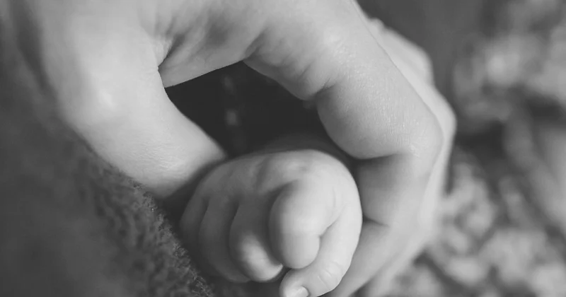 Младенец скончался после лечения у народных целителей Кыргызстана