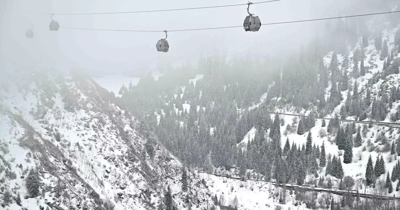 Көшкін жүруі ықтимал: Алматыда таулы аймақтарда бекеттер қойылды