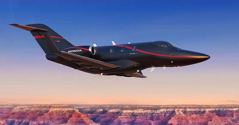 Honda представила самолет, способный самостоятельно садиться
