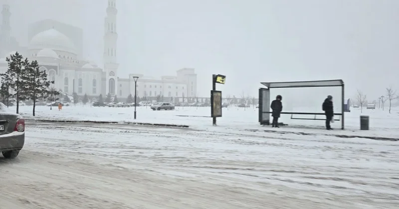 Астану накрыла метель: в аэропорту задерживаются авиарейсы