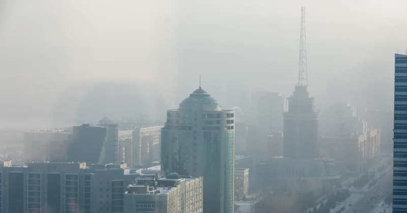 Синоптиктер ескерту жасады: Қазақстанның бірнеше облысында қар мен тұман күтіледі