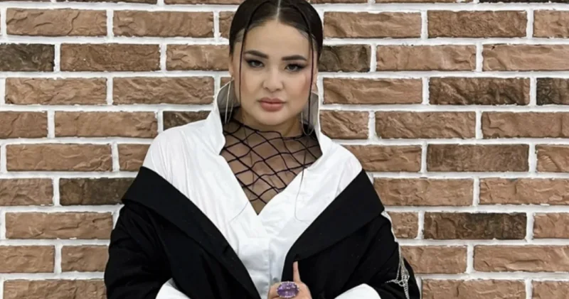 Мөлдір Мұқановаға құрбысы көлік сыйлады