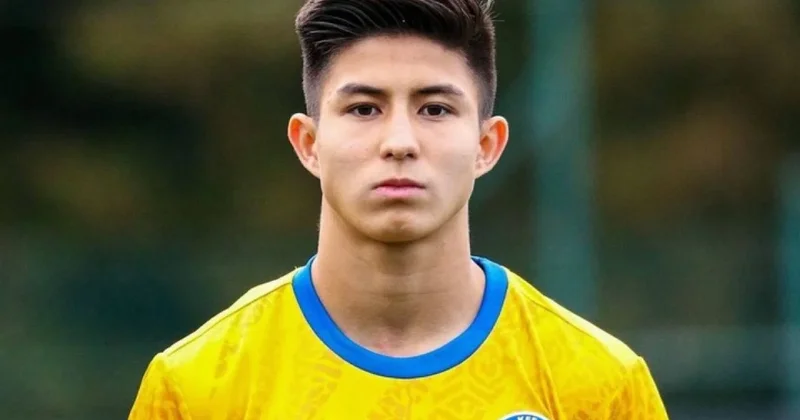 Дастан Сатпаев не сыграет за сборную Казахстана