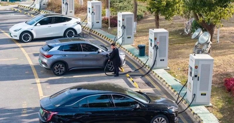 Қытайда электромобильдерге арналған қуаттау құрылғыларының саны 21 млн нан асты