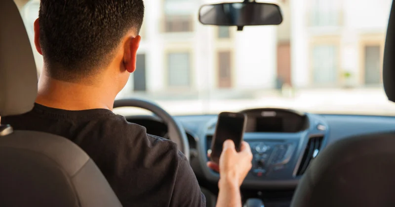 Рөлдегі телефон және тағылмаған қауіпсіздік белдігі бірінші айда камералар қанша бұзушылықты анықтады