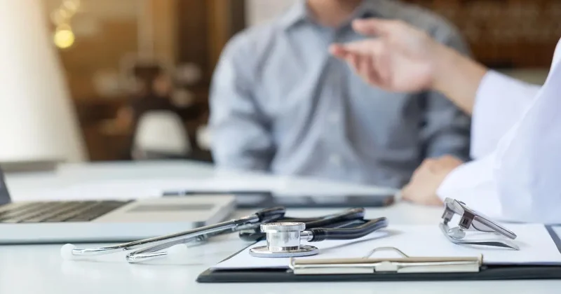 Казахстанцы смогут получить консультации онкологов бесплатно и без направления