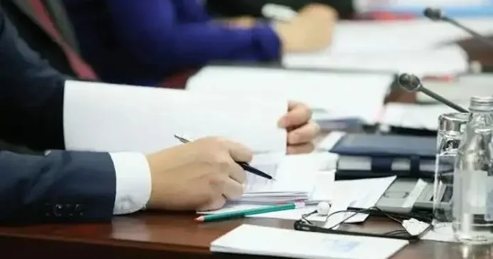 Тендерлерге мәслихат депутаттарының қатысуы заңмен шектелуі мүмкін