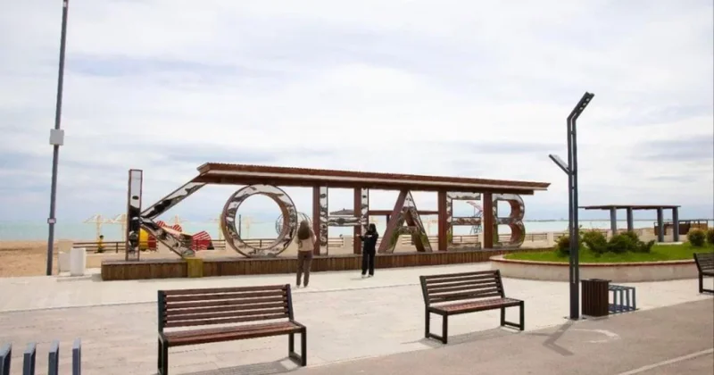 Готовимся к туристическому сезону: успеют ли довести городские пляжи Конаева до ума?