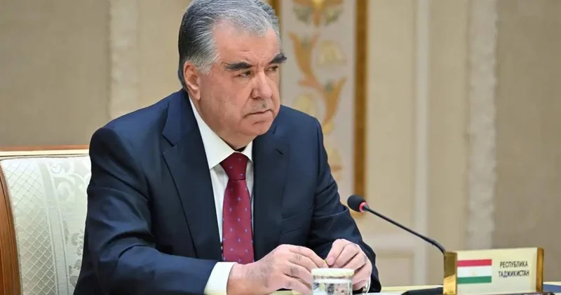 Эмомали Рахмон өңірлік көміртек нарығын құруды ұсынды