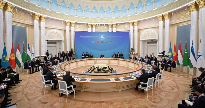 Тоқаев Орталық Азия елдерін су мәселесінде бірлесіп әрекет етуге шақырды