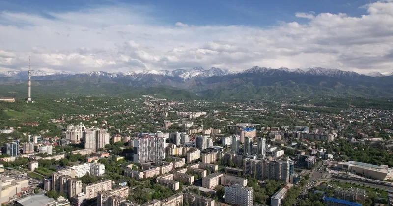 Иллюзия стабильности: жильё в Казахстане подорожает к осени эксперт