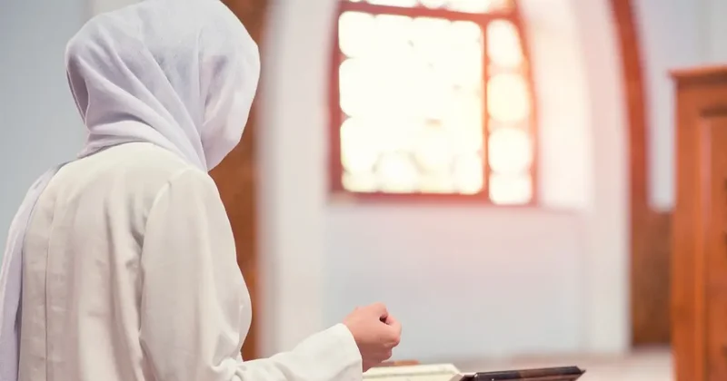 Алла жолы мен адам жолы: Өнер жұлдыздары неге дінге дайындықсыз келеді