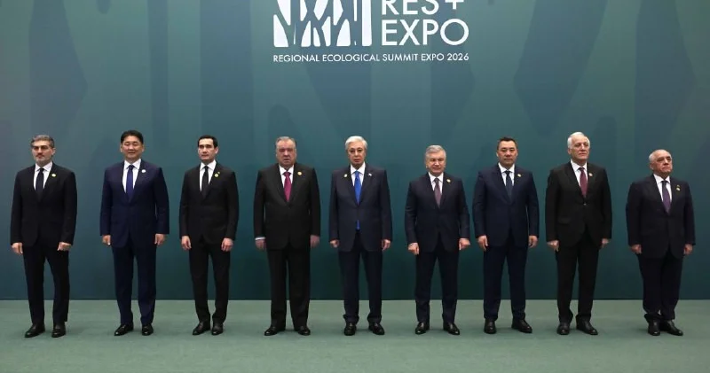 Тоқаев саммитке қатысуға келген мәртебелі меймандарды қарсы алды