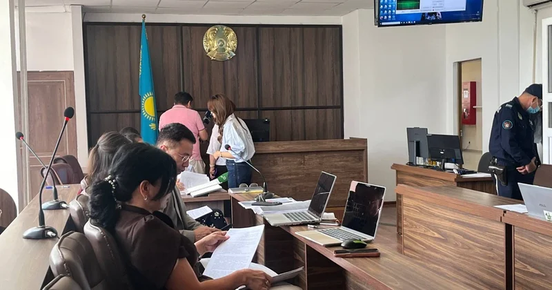 Прения по делу ДТП на Аль Фараби: мать погибшей Томирис Кыдырбек высказалась о прощении, отец требует возмездия