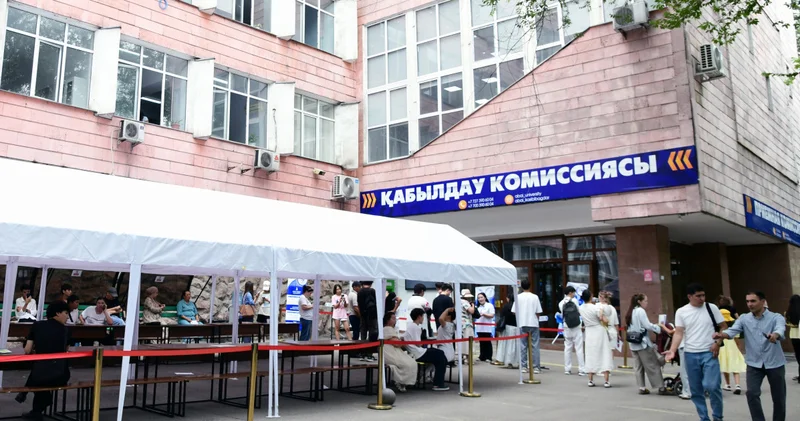 Абай университетін мемлекеттік грант конкурсында 22 мыңнан астам талапкер таңдады