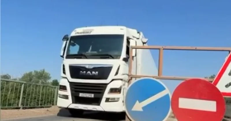 БҚО да халықаралық автожолда қозғалысқа шектеу қойылды