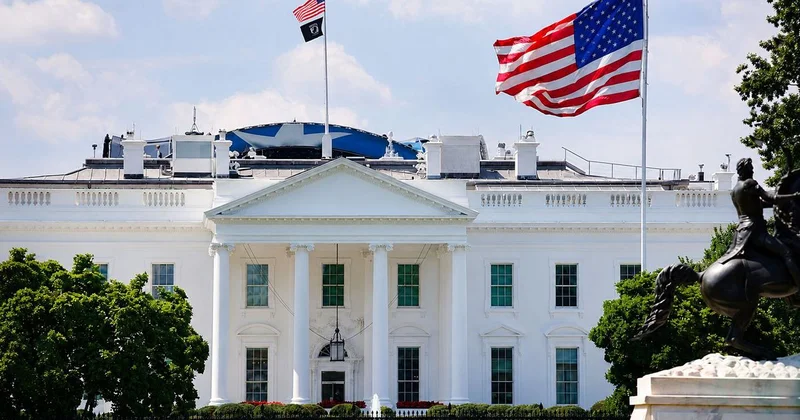Журналистов не пустили в Белый дом: американские СМИ подали в суд на Трампа