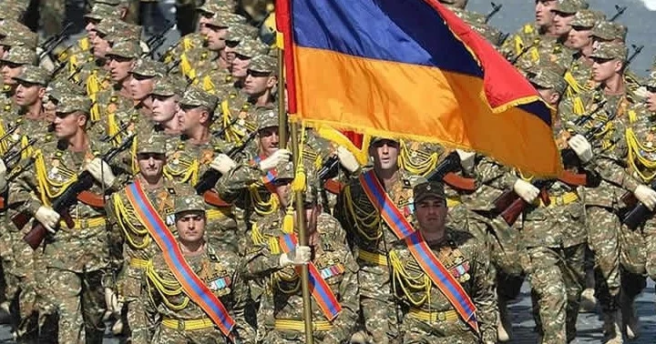 Армения міндетті әскери қызмет мерзімін қысқартпақ