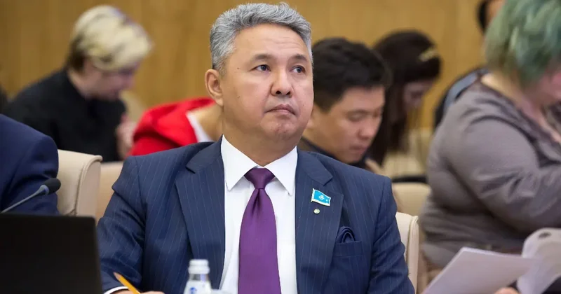 "Можно было изначально обойтись без абсурда". Депутат раскритиковал пересмотр списка по упрощёнке