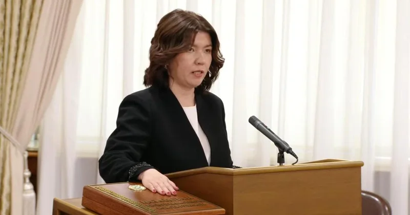 Новый министр просвещения высказалась о повышении зарплат учителям и нагрузке на школьников