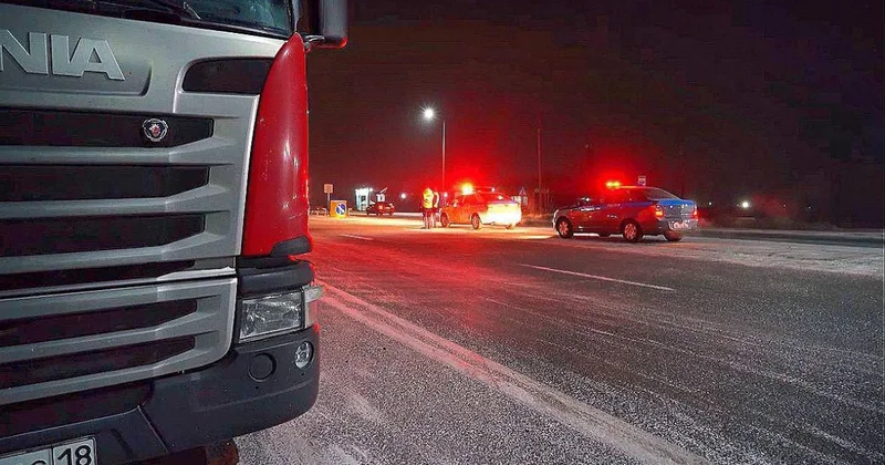 Из за непогоды ограничили движение на двух трассах в Павлодарской области