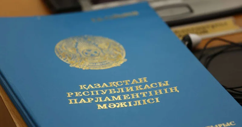 В трехлетний бюджет заложено увеличение размера МЗП