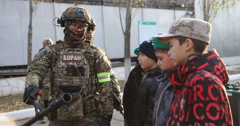 Пограничники провели открытый урок