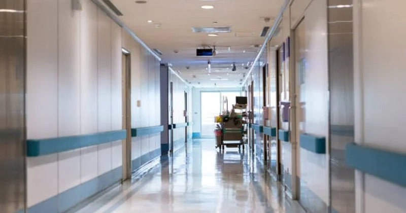 Российскому туристу в Таиланде леди бои пробили голову каблуками