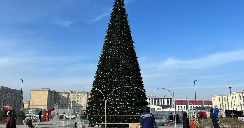 Ақтау Жаңа жылға дайындалып жатыр: мерекелік безендіруге 80 млн теңге бөлінді