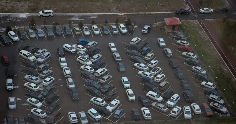 Политику использования платных парковок пересмотрят в Астане