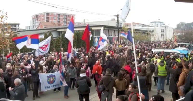 Сербия студенттері наразылыққа шықты