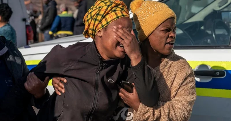 Массовая стрельба в ЮАР: погибли 10 человек, среди них дети