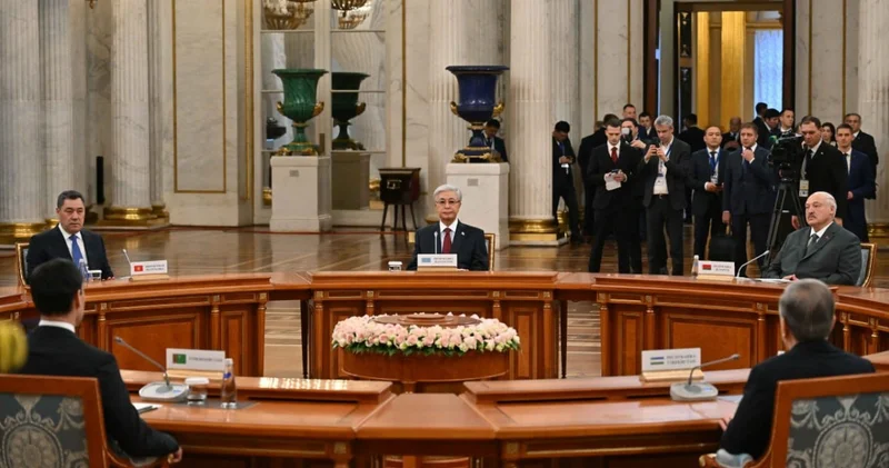 Қасым Жомарт Тоқаев ТМД ға мүше мемлекеттер басшыларының бейресми кездесуіне қатысты