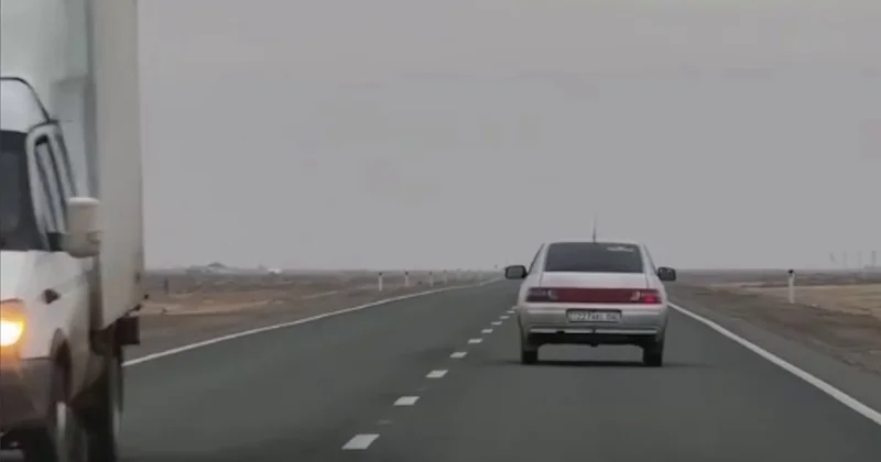 ​Атырау Астрахань тас жолында 60 км/сағ шектеуі алынд​ы