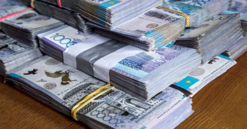 Қайтарылған активтер: Дубайдағы виллалар мен Думан қонақ үйі сатылды