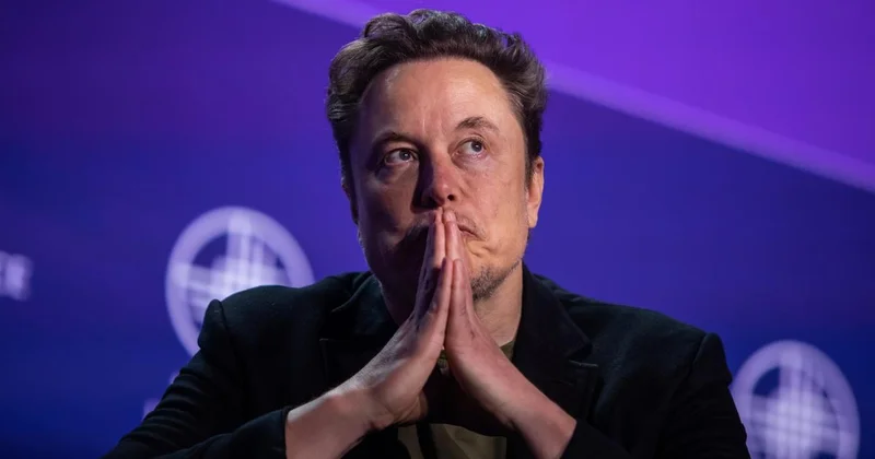 СМИ: Илон Маск решил вернуться к политику США