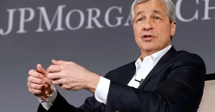 Трамп JPMorgan Chase банкін сотқа беріп, 5 миллиард доллар талап етті