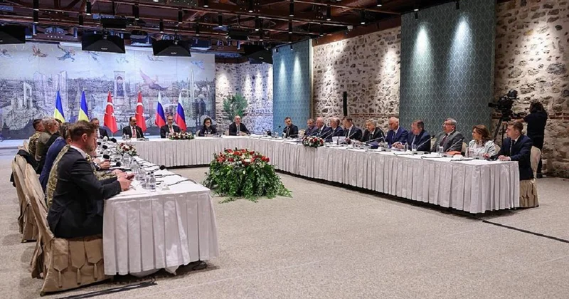 Переговоры России, Украины и США начались в Эмиратах