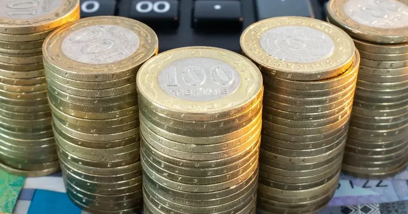 Глава ТОО поднял себе зарплату до 131 млн тенге перед получением контрактов на строительство школ в Алматы