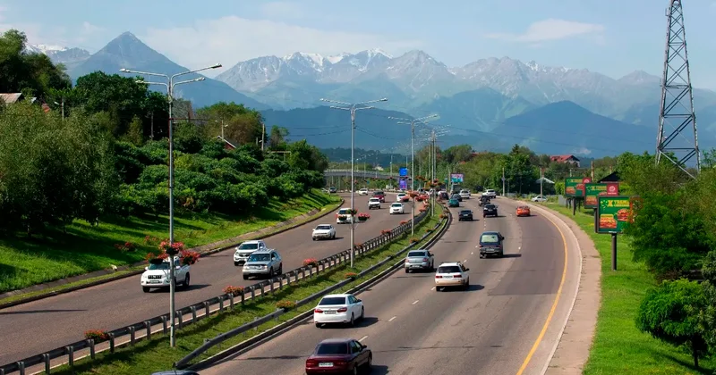 За проезд по плохим дорогам в Казахстане не будут брать плату: список участков