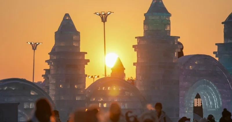 Қытайда әлемдегі ең ірі мұз паркі ауа райының әсерінен уақытынан бұрын жабылды