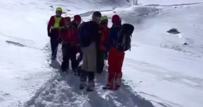 Алматы тауларында туристер қар көшкінінің астында қалып, бір адам көз жұмды